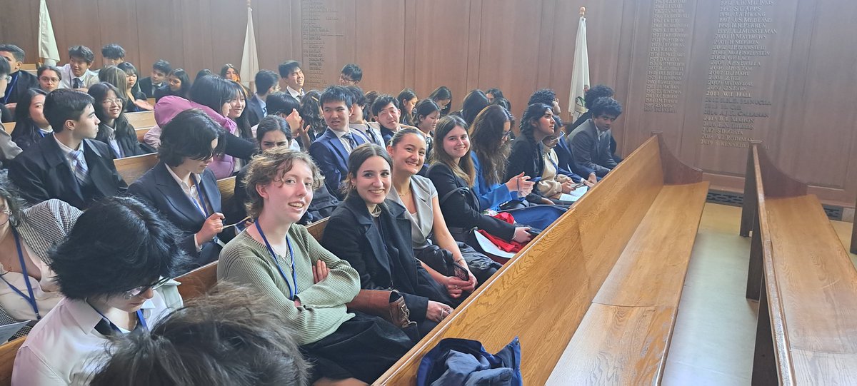 lawrenceparkci's tweet image. LPCI representing @ModelUN conference at UCC!