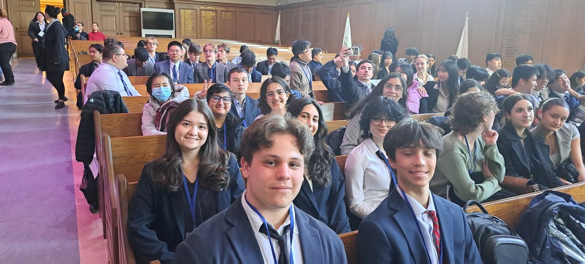 lawrenceparkci's tweet image. LPCI representing @ModelUN conference at UCC!