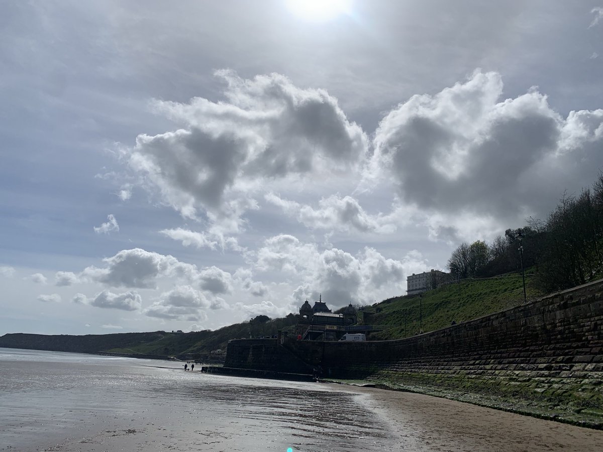 Scarborough in its jewel colours today. Scene of so many family days out and occasional, carefully saved for, annual holidays. The magic never wains, but sometimes you walk with ghosts. Friendly phantoms, beloved and much missed. #ScarboroughDays