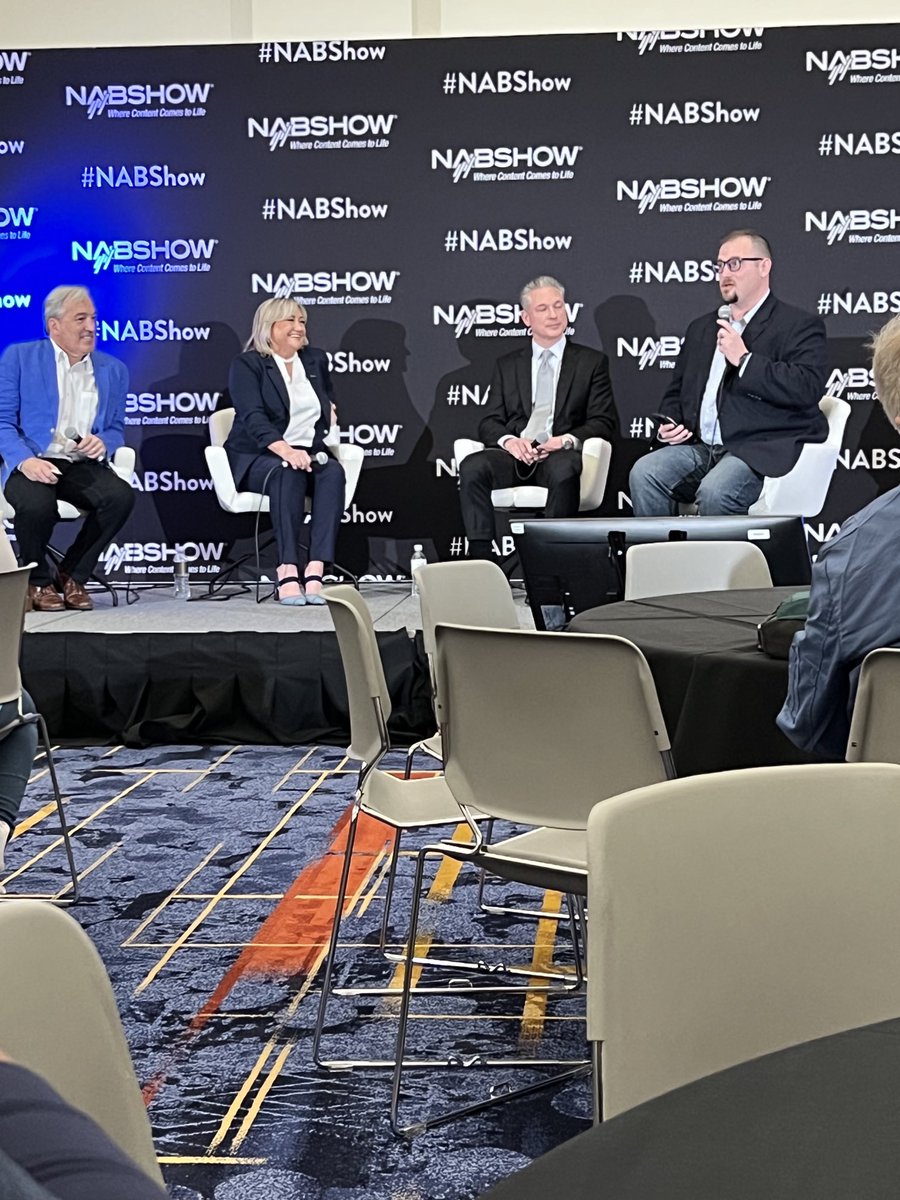 Kicking off AI for Programmers at NAB2024; moderator Clay Walker is rocking!  Go ⁦<a href="/Audacy/">Audacy</a>⁩!