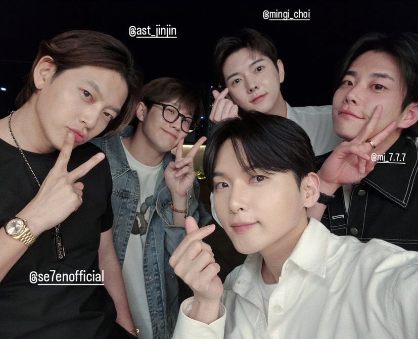 [🐰] 14.04.24 - Atualização do Ryeowook (Super Junior) com o #REN nos stories do Instagram.

#렌 #최민기 #CHOIMINGI #최렌 #MINGI <a href="/REN_BPM/">렌 (REN)</a>