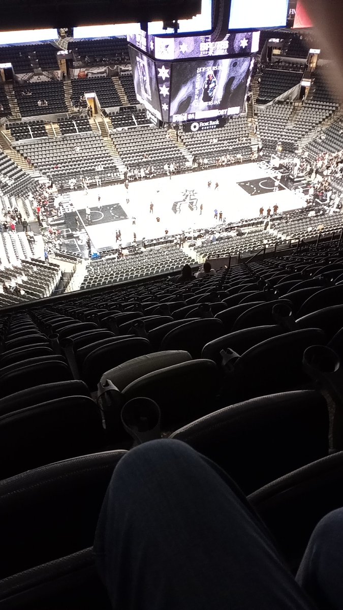 cantusnovus's tweet image. My 1st #Spurs game. There are only two rows higher. #nosebleed