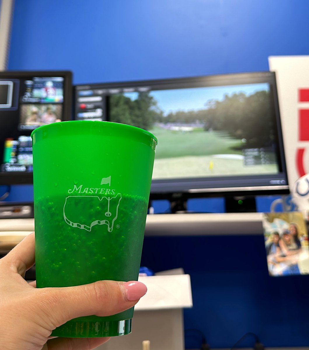 Not a bad Masters Sunday view @NewsChannel9 Also a @drinkpoppi just tastes better in this cup… Thanks @OliviaStomski!