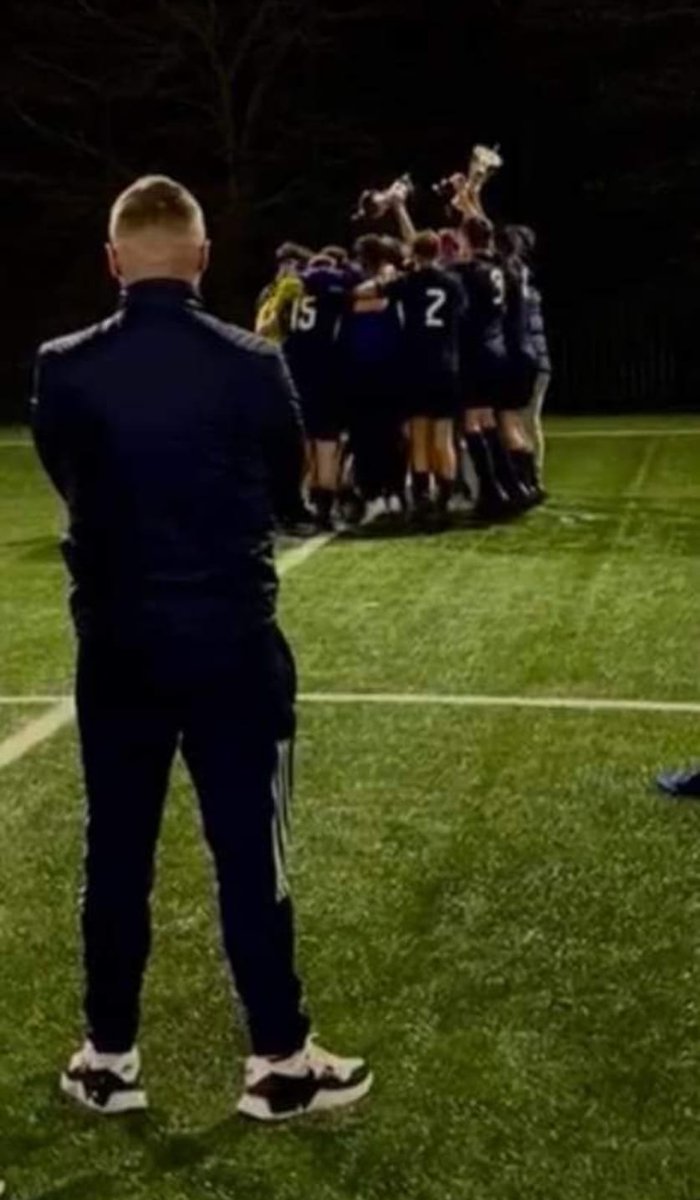 5 years, 6 trophies, 1 million memories. 

The perfect ending on Friday night for this group. What a privilege 💙💛