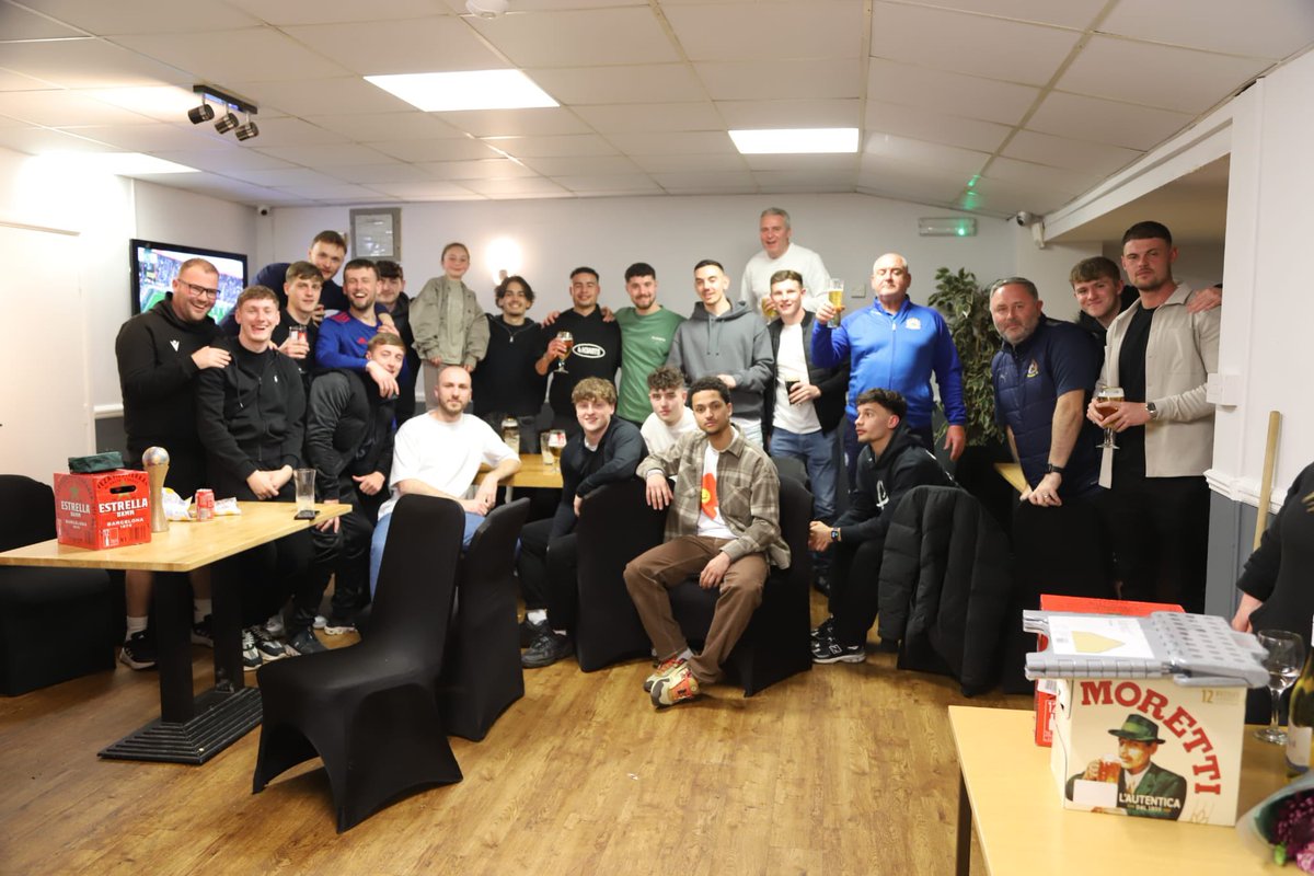 CheadleNomads's tweet photo. Fantastic night 👊🏻👊🏻massive thanks to all the volunteers and staff as well as the players #upthenomads https://t.co/ZJHuCCeUbh