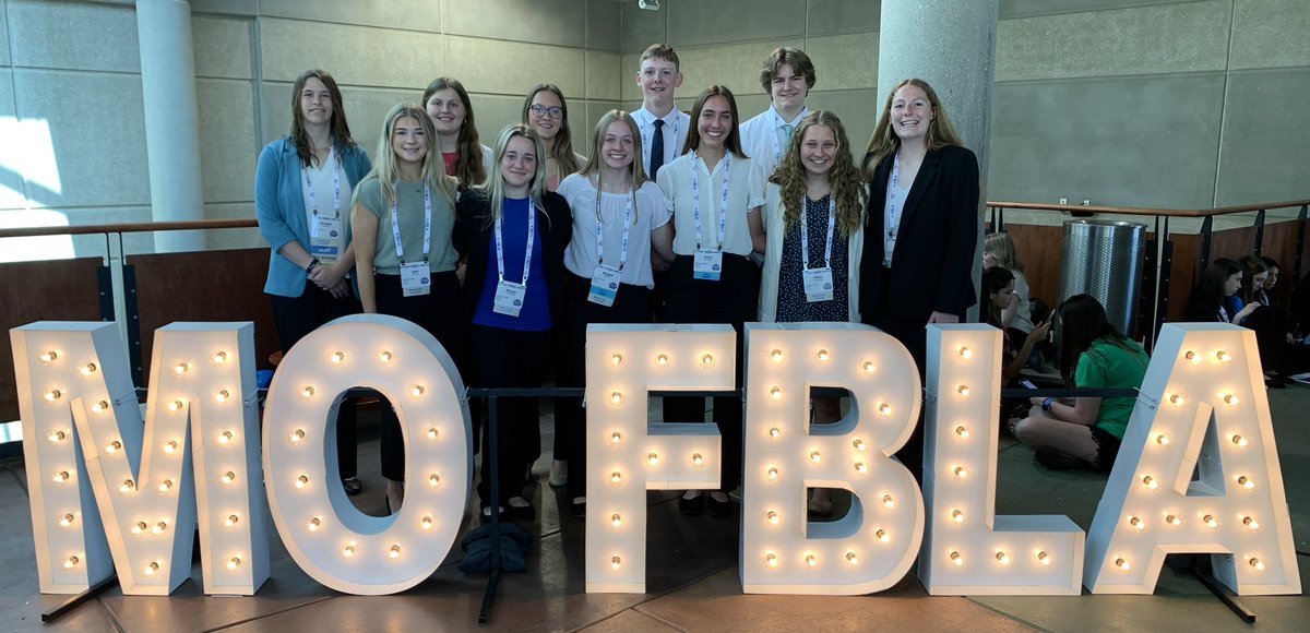 FBLA State Day 1:
We made it to Springfield and are ready for Preliminaries! 

Results of who will be moving onto Finals tomorrow will be posted later this evening.
