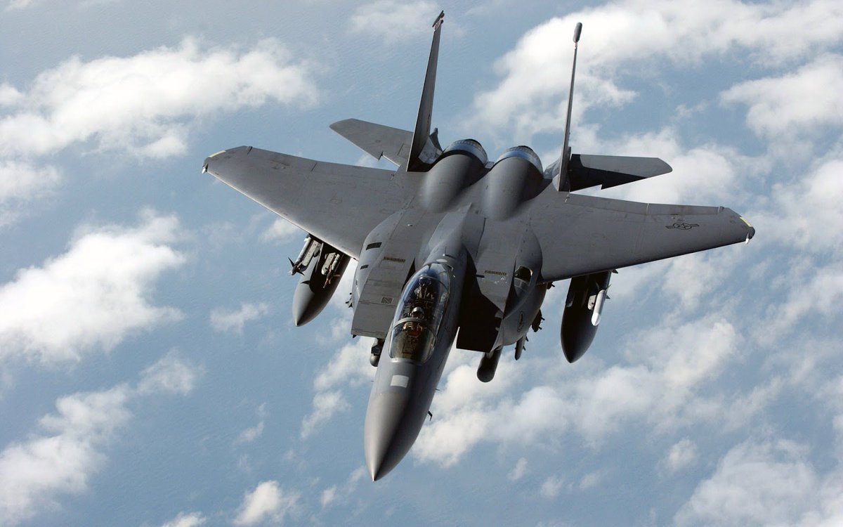 🇮🇱🇺🇸Last night, US Air Force F-15E Strike Eagle fighter jets from the 494th and 335th Fighter Squadrons managed to shoot down over 70 Iranian long-range drones.