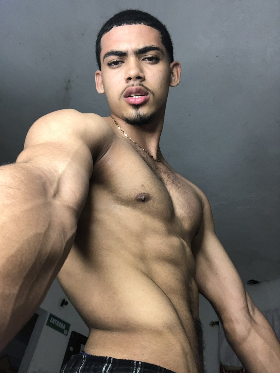 Samuriko09's tweet photo. Buen contenido a buen precio 🔥🥵😈 https://t.co/SbS7MWO0m4