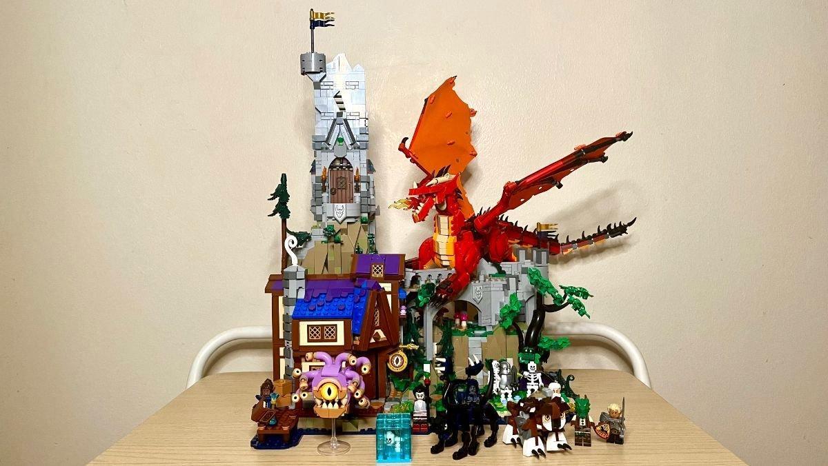 LEGO's Dungeons & Dragons set captures the spirit of the game nerdist.com/article/lego-d…