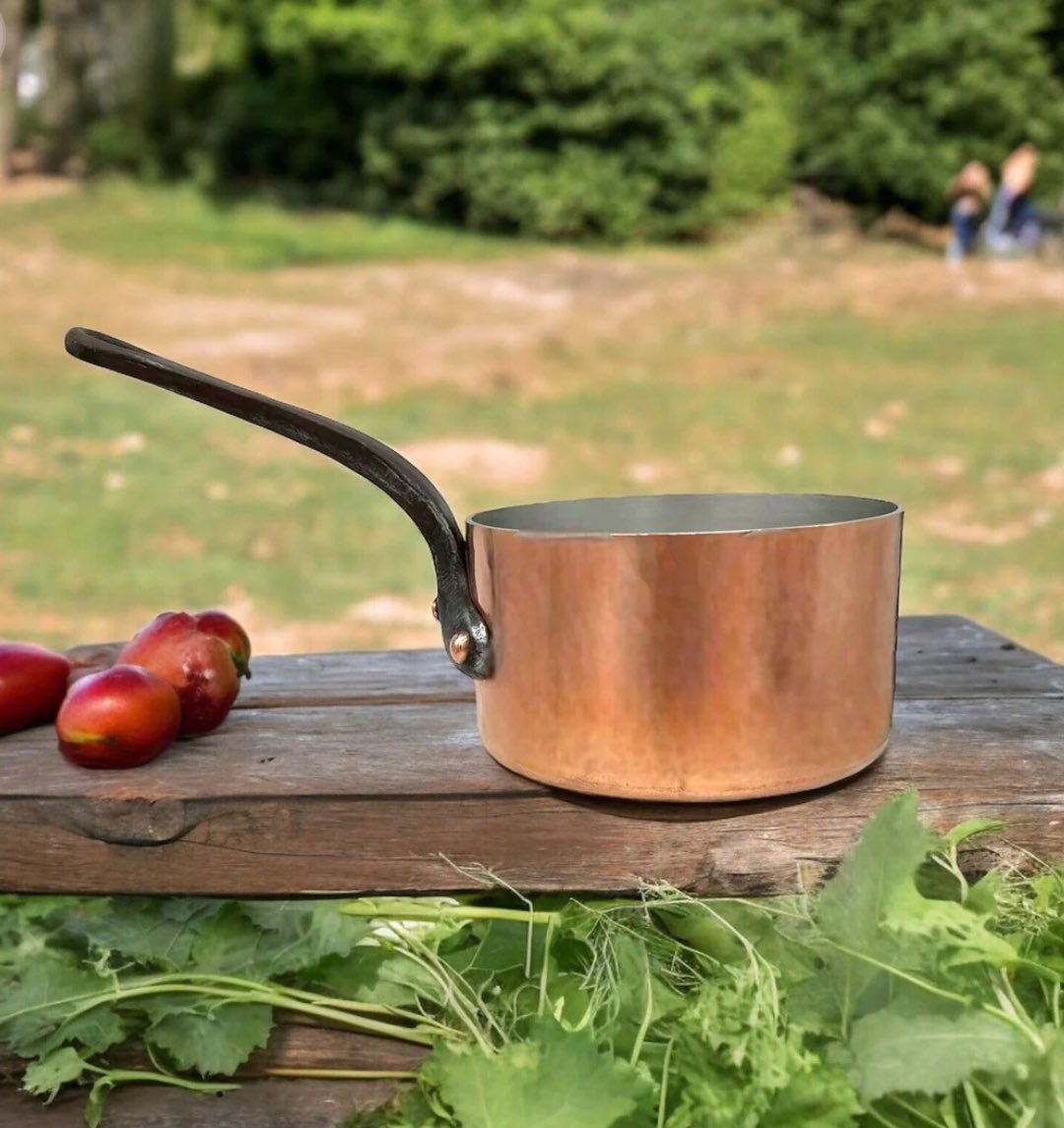 Frenchstore2's tweet photo. 3mm French copper pan with brand new tin lining £129.99 free UK postage #allthingsfrenchstore #frenchcopper #bargainhunt https://t.co/McbkElgxUW https://t.co/QXj2DTcI7t