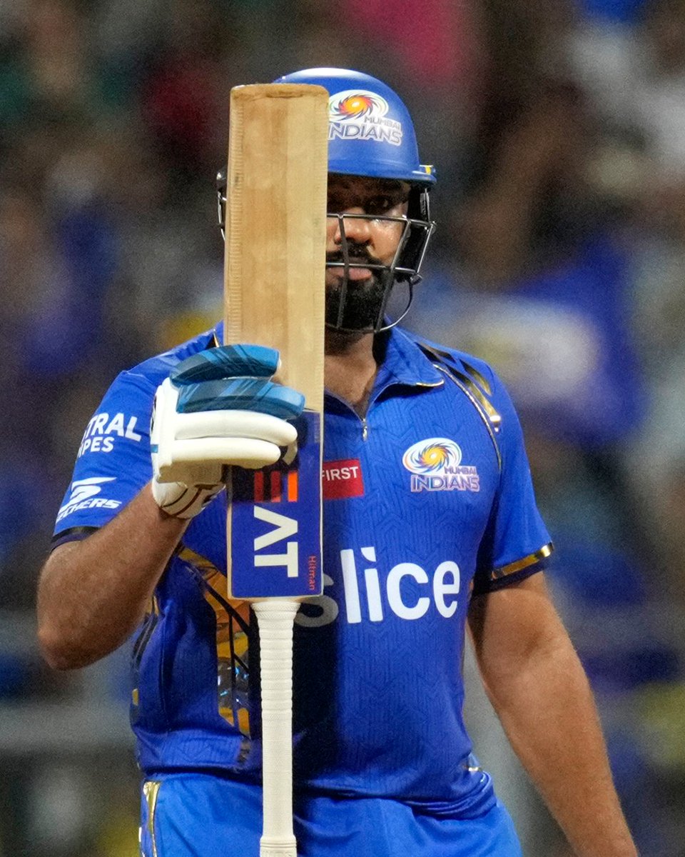 CricCrazyJohns's tweet photo. Mumbai Indians batters today:

Rohit Sharma: 105*(63) - 166.67 Sr
Rest of the batters: 74(57) - 129.82 Sr
Extras: 7

One Man Army, Ro. 👌 https://t.co/Q0nOcLq8Hx