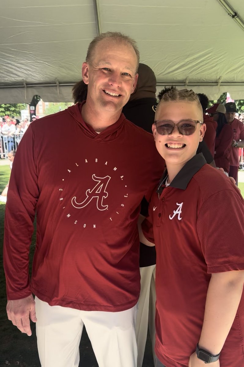ryder_murphree's tweet photo. Got to meet coach @KalenDeBoer yesterday at the A Day game!! 🐘 #RollTide #2030 

@AlabamaFTBL @RTRnews @DmvSportsLive6 @fivestarphenom @TheUCReport @scan1ansports @PlayBookAthlete https://t.co/a4tUVUQWKZ