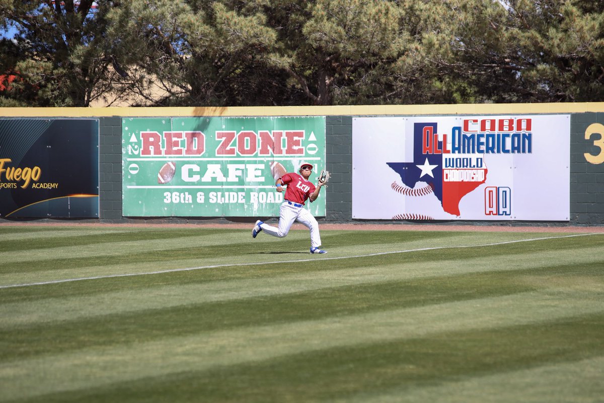 LCU_Baseball tweet picture