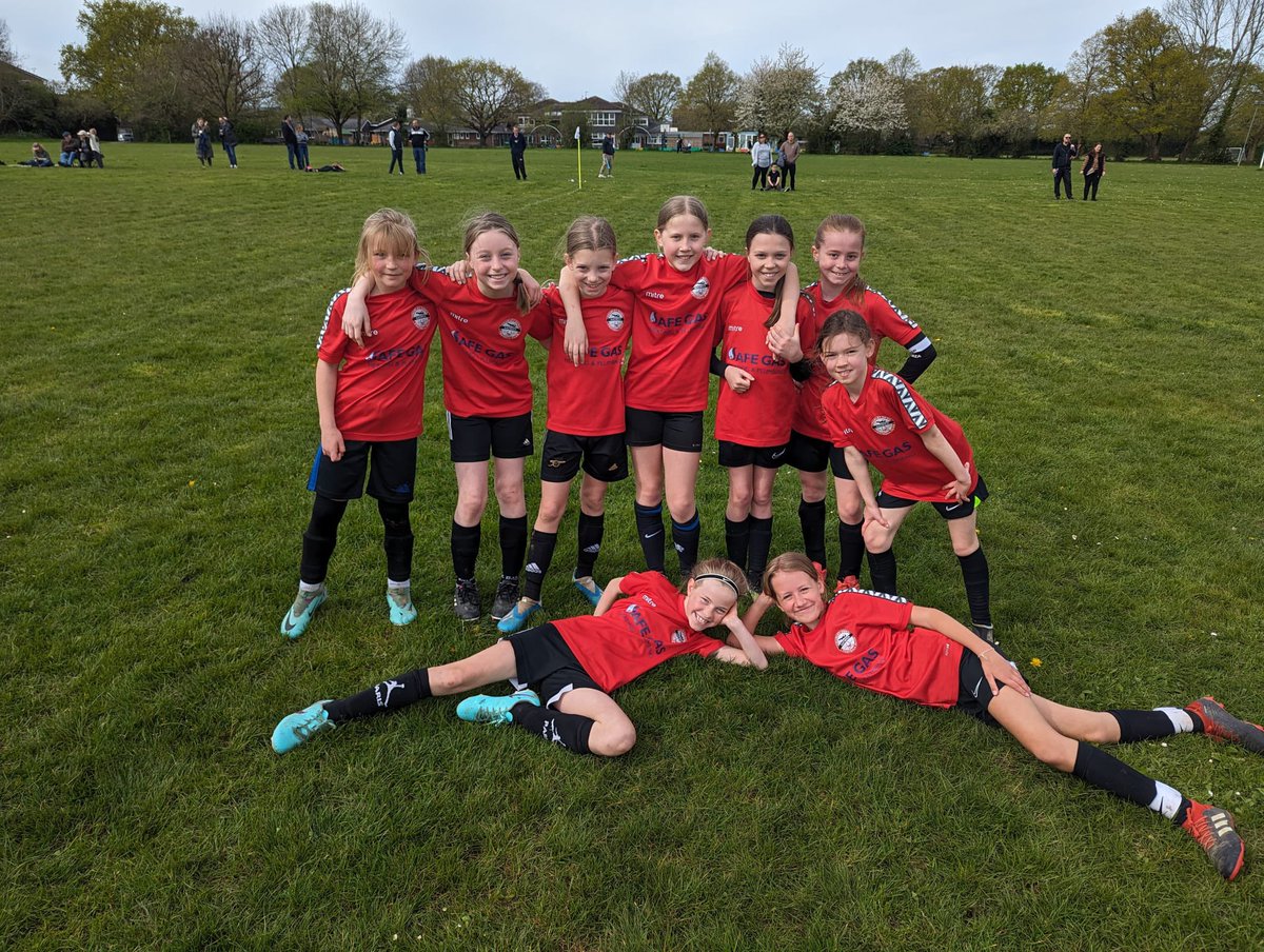 Crawley Down Girls FC (@cdgfcgirls) on Twitter photo Our fabulous U10s had a very enjoyable game away to <a href="/Henfield_FC/">Henfield_FC</a> this morning.
Great to see them all putting into play everything we have been practicing 👏
A special well done to Amber for a great debut & to Evie for player of the match 🏆 & her first goal for us ⚽️⚽️⚽️⚽️⚽️⚽️ Our fabulous U10s had a very enjoyable game away to <a href="/Henfield_FC/">Henfield_FC</a> this morning.
Great to see them all putting into play everything we have been practicing 👏
A special well done to Amber for a great debut & to Evie for player of the match 🏆 & her first goal for us ⚽️⚽️⚽️⚽️⚽️⚽️