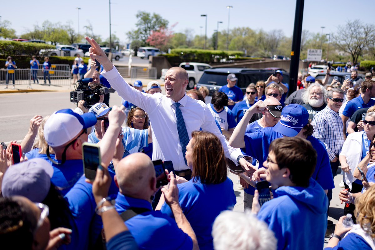 I think Pope and the #bbn are both ready. 

#weareuk #gobigblue #kentucky #allin