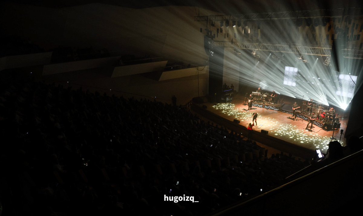 _hugoizquierdo's tweet photo. Sergio Dalma llena el ADDA de Alicante con su nueva gira #SonríePorqueEstásEnLaFoto 

📝 Crónica y galería, pronto en @melovibesmag 

@SDalmaoficial // @HorizonteMusica https://t.co/jPjhM0r7Oa