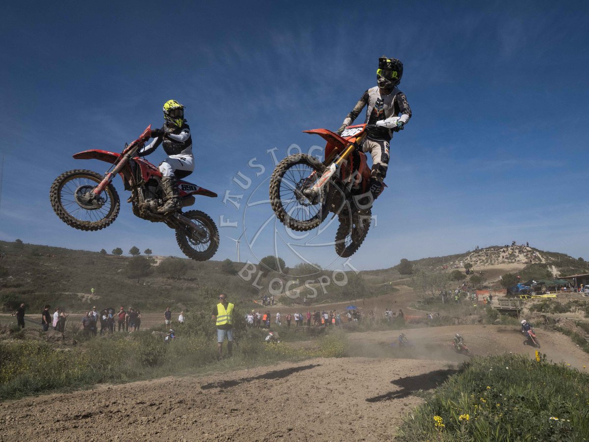 faustogardeblog's tweet photo. Motocross Falces 

https://t.co/7uUj2o9GFj

#falces #vedadillo

#motocros #motocross #motos #enduro #ktm #yamaha #motorcycle #kawasaki #suzuki #gasgas #carrera #honda #falces #vedadillo #campeonato #salto #navarra #aragon #larioja #paisvasco #euskadi #euskalherria #mx #circuito https://t.co/Wybufi4pux