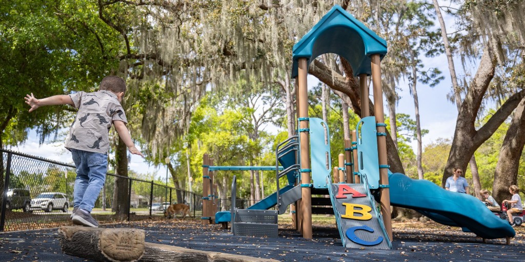 Get out and play! Exploring your local playground isn't just fun—it boosts creativity, health, and community connections. 🌳🤸 Use our Visit a Playground tool to find the perfect spot near you and turn a regular day into an adventure! 📍 ow.ly/nEga50RfoOL #playconnectsus