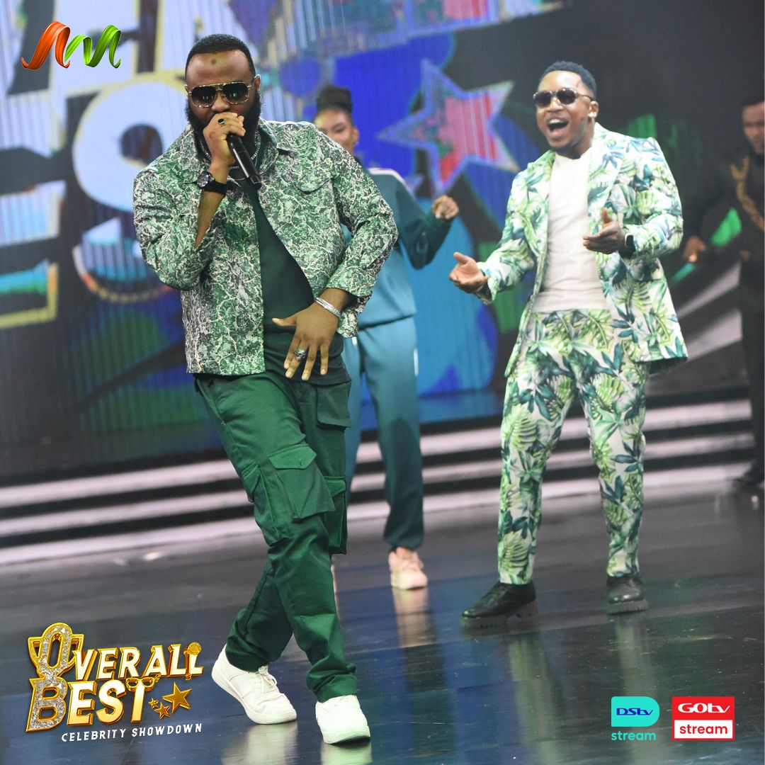 africamagictv's tweet photo. . @iamvjadams sure knows how to rock the crowd alongside @aproko_doctor 🎤🔥
#AMOverallBest
More here👉🏾 https://t.co/FeVJK1yJyq https://t.co/lmV50nymNr