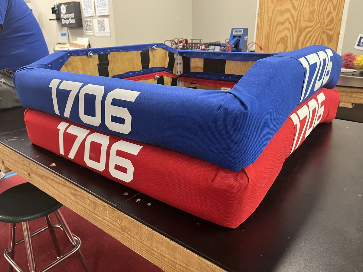 Beautiful new bumpers ready to go to Houston!! Guessing they will come home with a little wear & tear😜! See the action at 
thebluealliance.com/event/2024joh
 #WeAreWentzville #omgrobots #CRESCENDO #FIRSTinMissouri

@HoltADOffice @thsactivities @EaglesLibertyAD @WSDinfo @NP_Grizzlies_AD