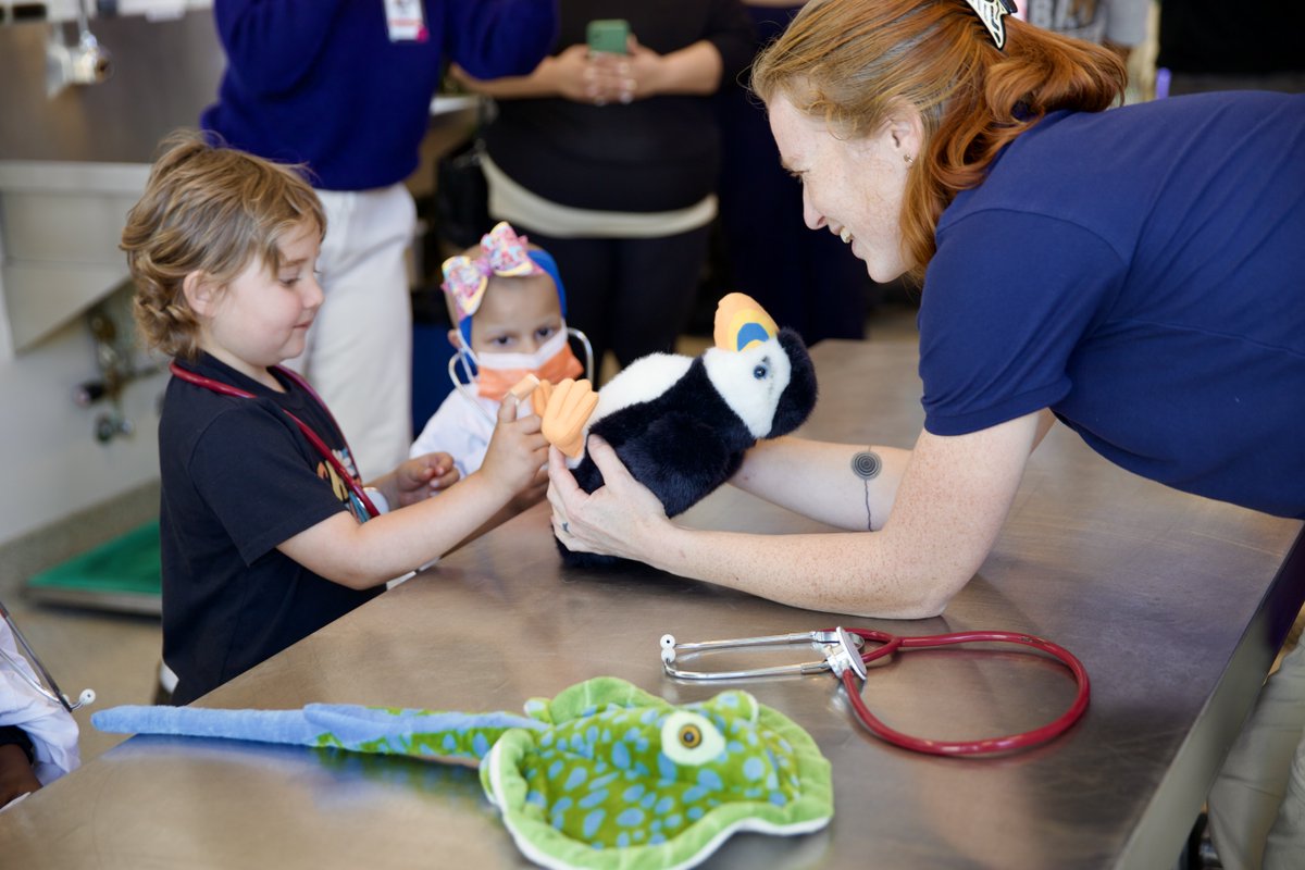 In honor of National Dolphin Day, Millie the dolphin from MemorialCare Miller Children’s & Women’s Hospital Long Beach visited the Aquarium for a checkup! Thanks to our friends at Miller Children’s Hospital for sponsoring some of your favorite Aquarium events.