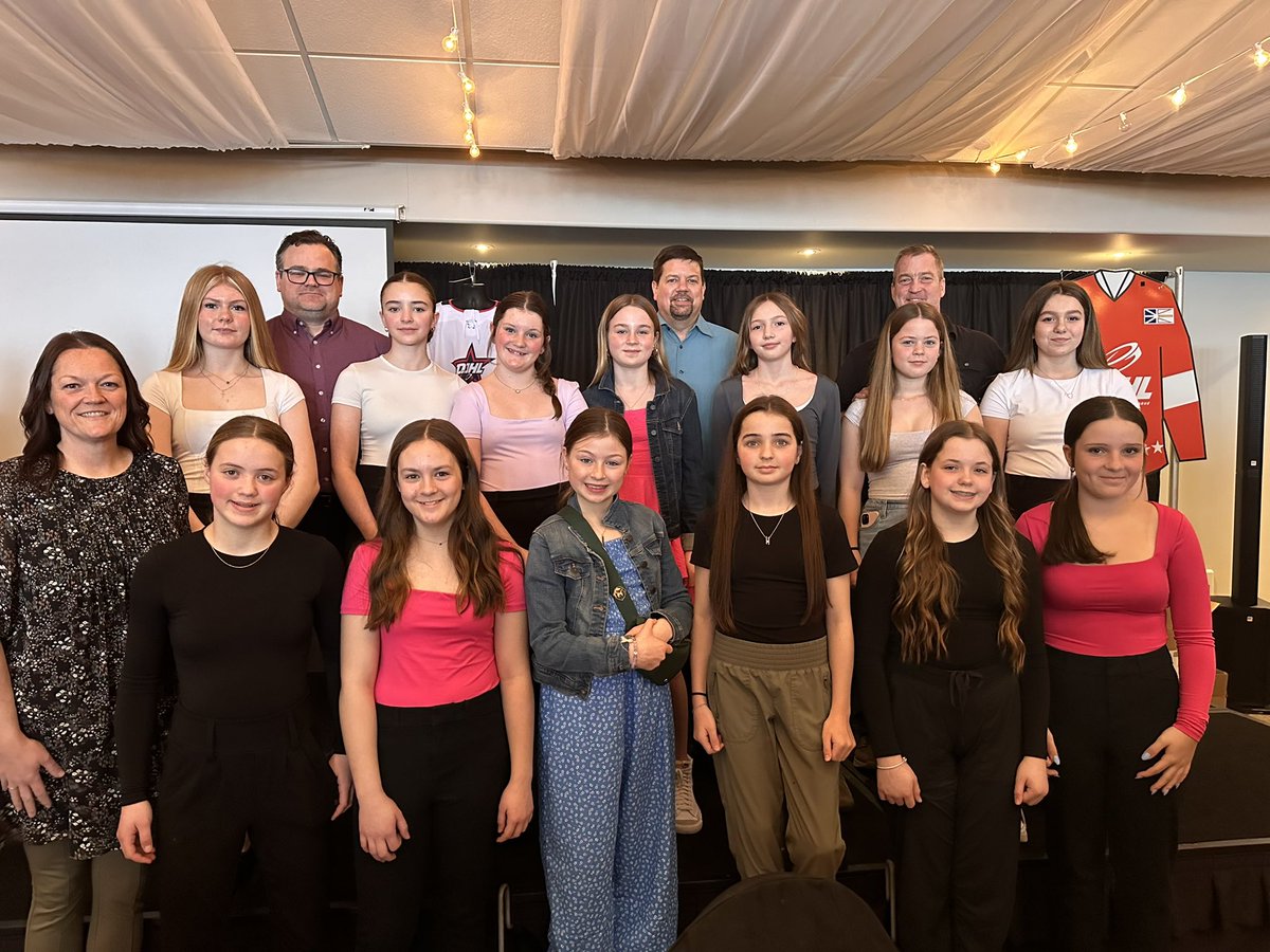 Thank you <a href="/DJHLnews/">@djhlnews</a> for another great year of Female AA Hockey 🏒❤️