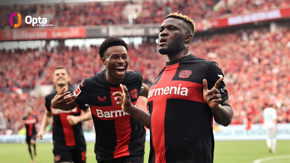 OptaFranz's tweet photo. 43 - Leverkusen blieb im 43. Pflichtspiel in Folge unbesiegt (38S 5U) und egalisierte damit den Rekord eines Teams in den großen fünf europäischen Ligen – nur Juventus Turin war von Mai 2011 bis Mai 2012 zuvor so lange unbesiegt geblieben. Nimbus.

#levsvw https://t.co/3ZedM316c3