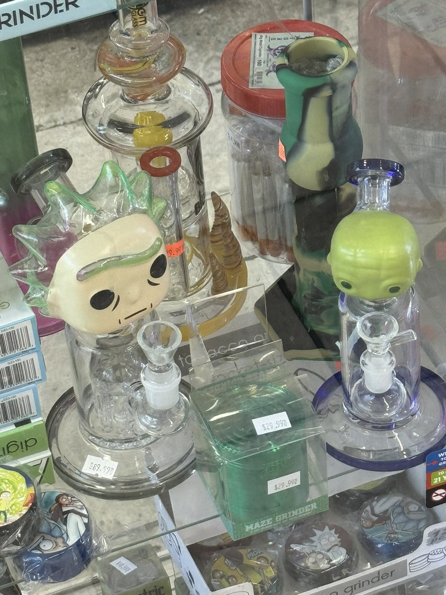 barrowband's tweet photo. i never should have smoked the rick sanchez funko bong

now i’m going to the 4/14 hometown banger in winston-salem at anchor coffee beginning at 6pm with @oldsunsmusic and more https://t.co/SvOmOEUvJ6