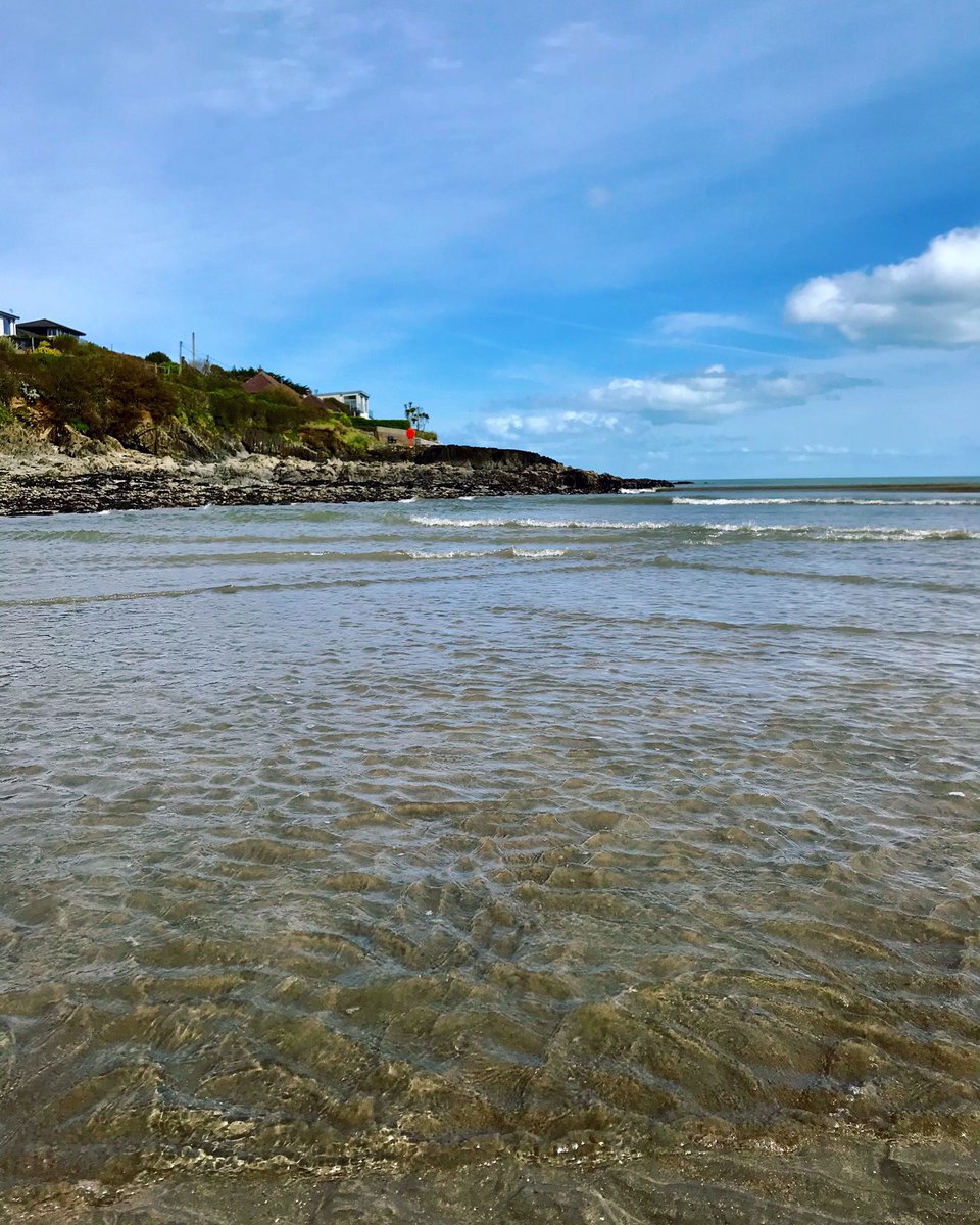 Yesterday 🏖🌊 #yesterday #beach #sea #sand #sky #beachlife #water #waves #crystal #ripple #ripples #seaside #crystalclearwater #fountainstown #Crosshaven #cork #ireland #april #bluesky #iphoneonly #filter @corkbeo @pure_cork @yaycork @LovingCork @CravingCork @CorkDaily