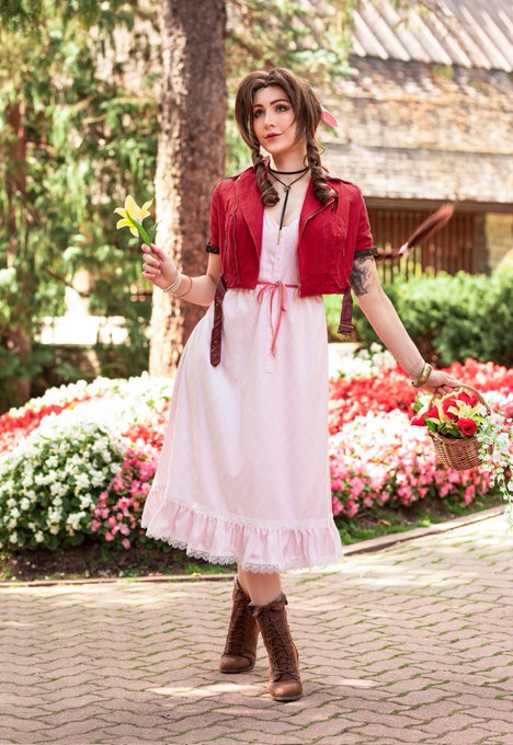 This one's for the Aerith fans 🩷 (learned there were more than I expected in my chat the other day!)