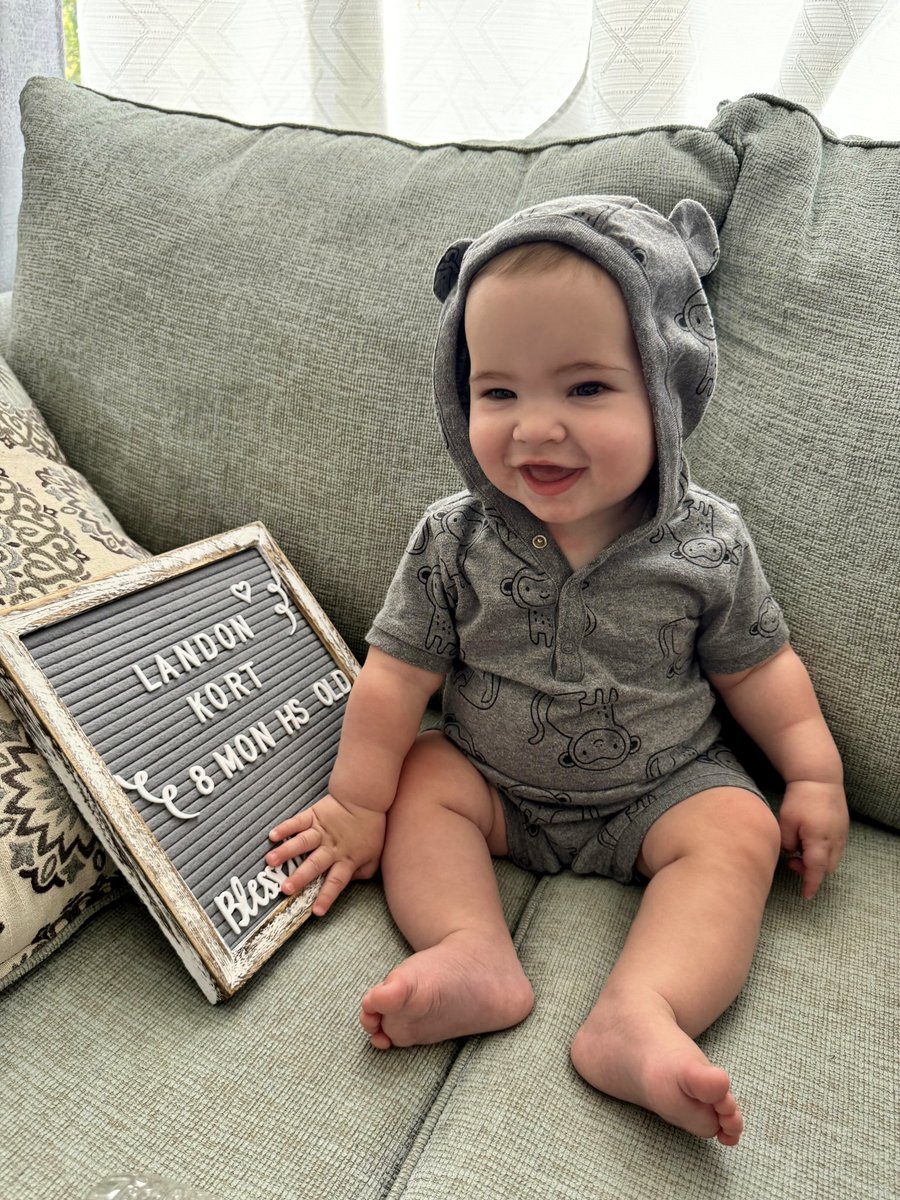 Athena Kort tweet media