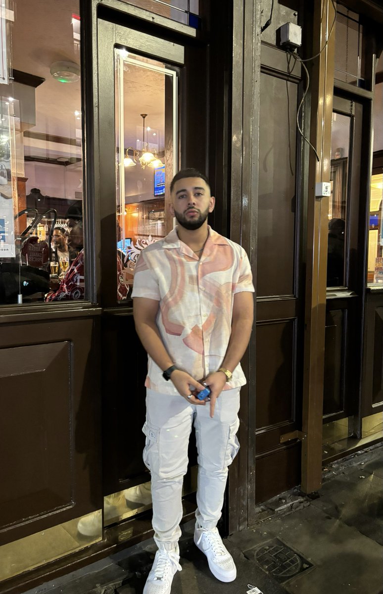 b1lls4hm3d's tweet photo. 26 🎈🙏🏽 https://t.co/60OZp40FF2
