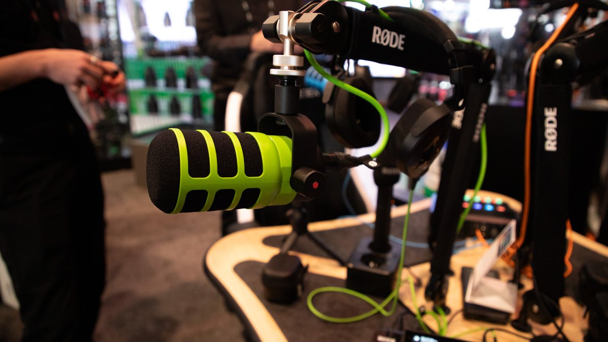 We have @rodemics at our booth #NABShow C8316, with their podcast set up for demo! Shop Rode here ⤵️ bhpho.to/4497Ddn
