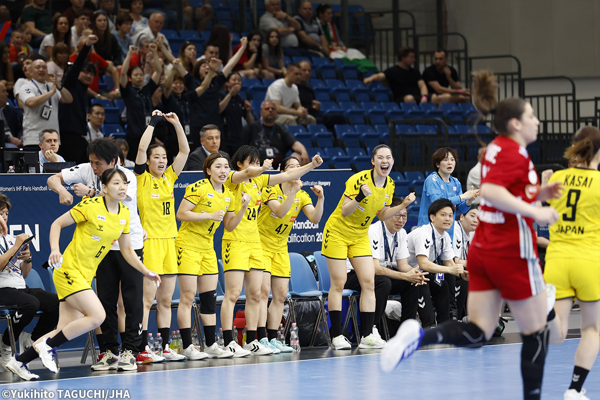 JHA_national's tweet photo. IHFオリンピック女子世界最終予選の全日程が終了し、日本はパリ2024オリンピック出場を逃す結果となりました。

現地で声援を届けてくださった方々、連日深夜にもかかわらず日本から応援いただいた方々をはじめ、ここまでサポートいただいたすべての皆様に感謝申し上げます。

#おりひめジャパン https://t.co/12b4KfQX4y