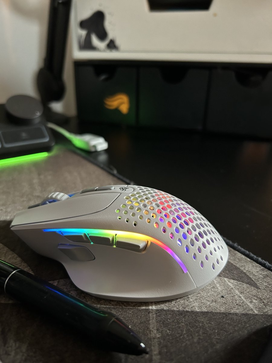 Rem got me a @Glorious Mouse for my birthday Since i had Wire going EVERYWHERE ... >///< Really makes my life easier.. <3 Now i just gotta get a keyboard teehee. Road to the White set up :O <3