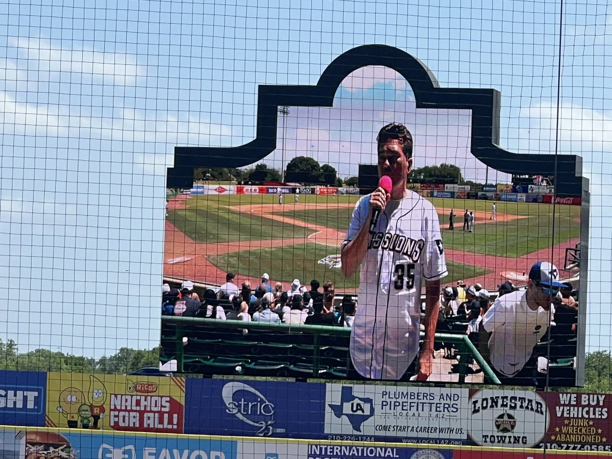 At Missions game supporting a longtime friend @MikeTaylorShow and a new friend @missionsmilb @RudyJay_star @DJLG2 @thisninagirl