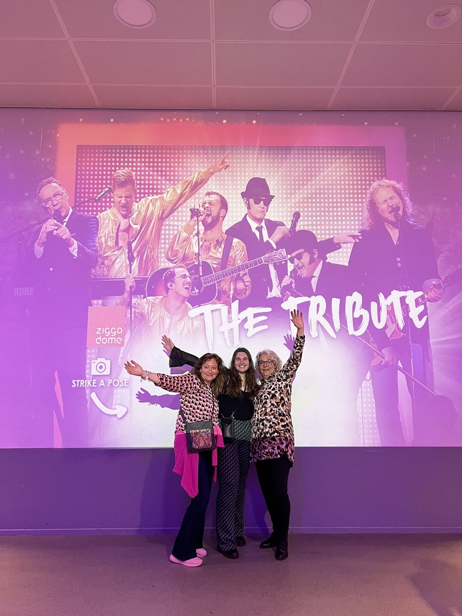 Lieke, Ingrid & Lisette zijn regelmatig te vinden in de #ZiggoDome ✨ Vanavond genieten ze van #TheTribute - Live in Concert 🙌 Ze kunnen niet wachten om Bee Gees Forever en Brothers of Blues live te horen 🎶 Enjoy ladies 🤩