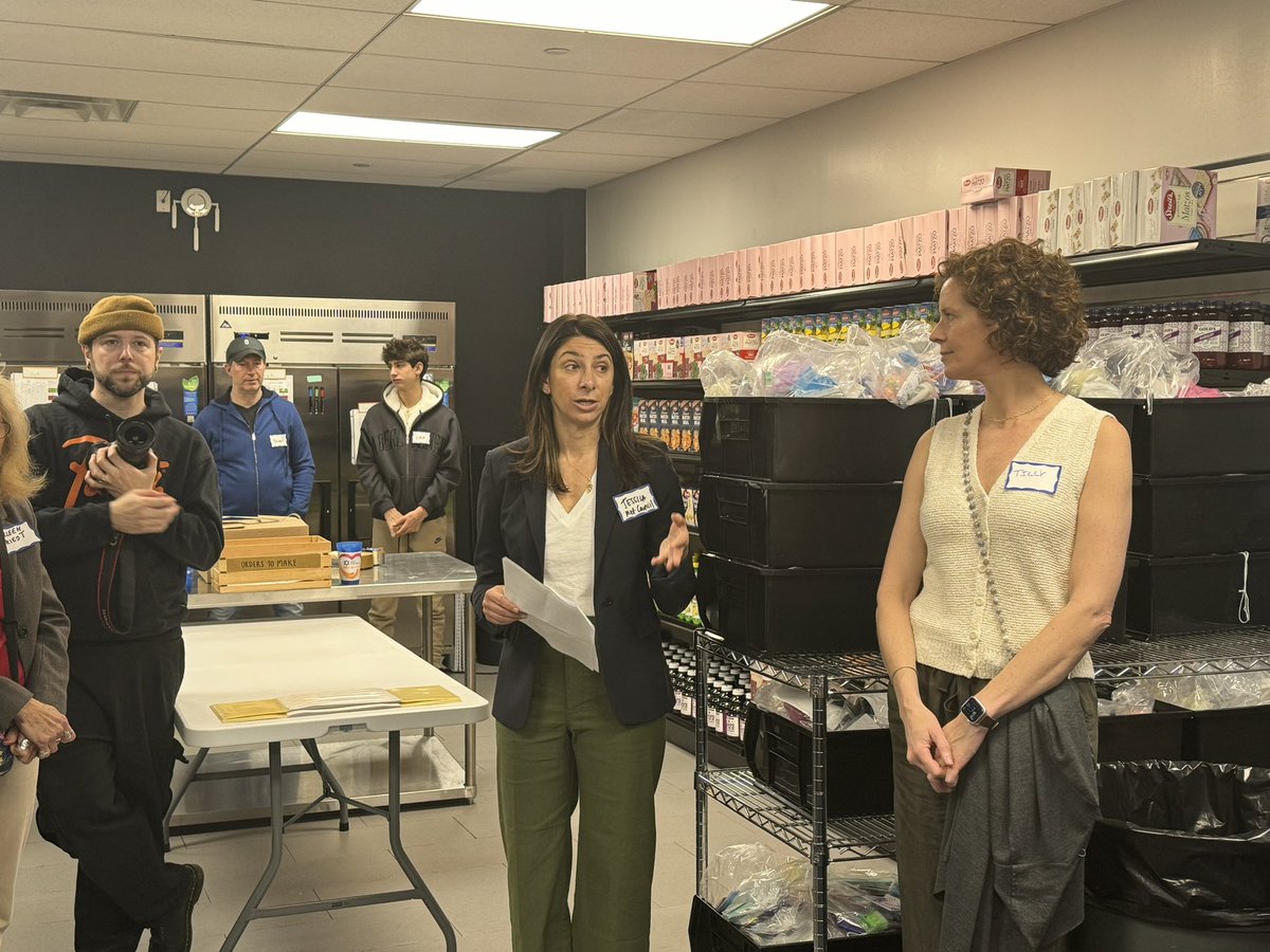 @galeabrewer @MetCouncil Passover Packing and Distribution at 171 Lexington Ave! Met Council gives those ordering the opportunity to order what they want and each box is prepared individually! Apr 14 2024 @AlexBores @HarveyforNY @JerryNadler @tonysimone