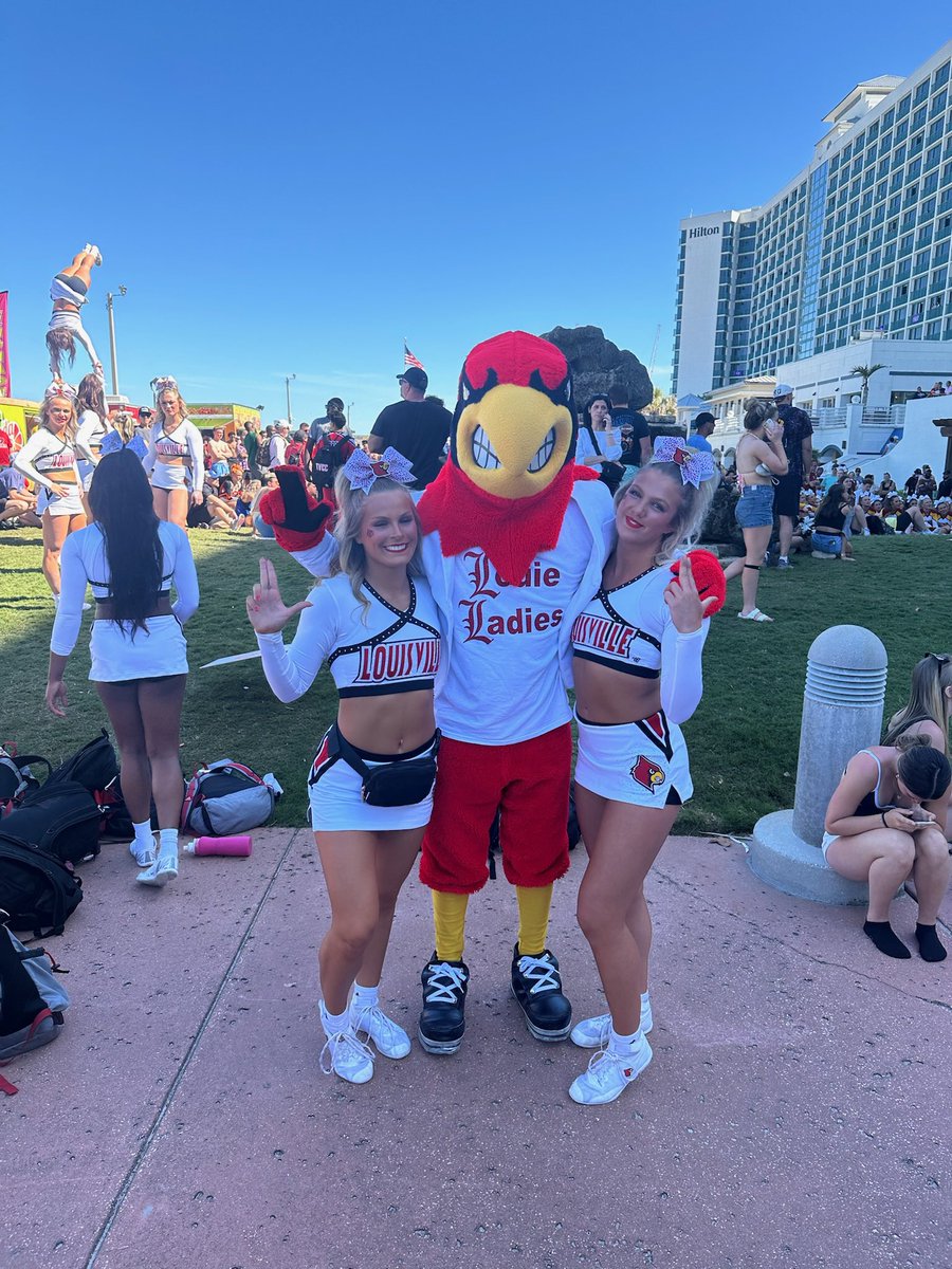 Louie1C4's tweet photo. What a trip! Had so much fun at NCA nationals this week. Me and gals took home the trophy for all-girl cheer for the 10th year in a row!
National Champions Baby!!!
#GoCards #ForTheVille #NCA #BandShell https://t.co/pDbwQjOfP3