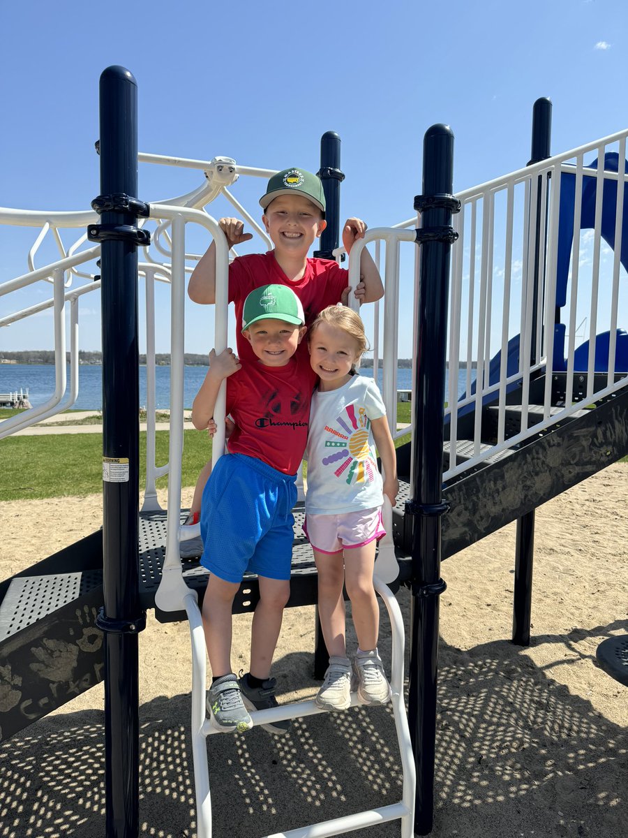 My crew! They wanted to go to the club, hit some balls, playground it and get some snacks before @themasters TV coverage started.. What a beautiful day to be alive! I sure am a blessed man! #MastersSunday #SundayFunday #GLCC #GullLakeCC #ProudFather #ViewOfTheDay