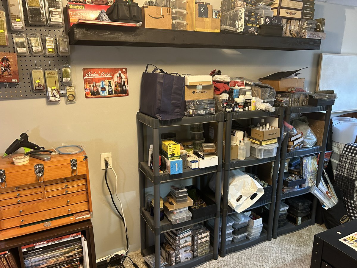 Special post today, I just got done doing some cleaning and reorganizing of my spare bedroom into a dedicated workshop. Still a few things I want to work on and clean up but a little at a time I guess. #hobbytime #workshop.