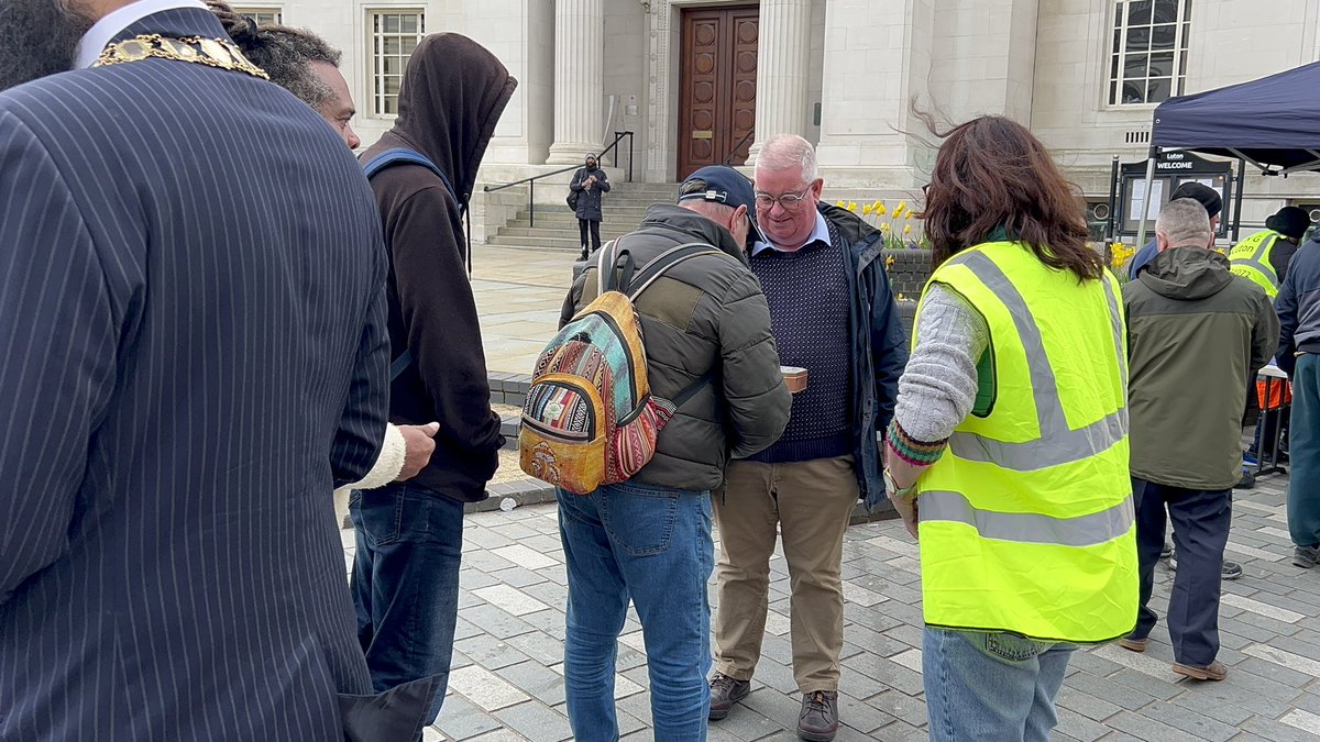 Guru Nanak Gurdwara Luton tweet media