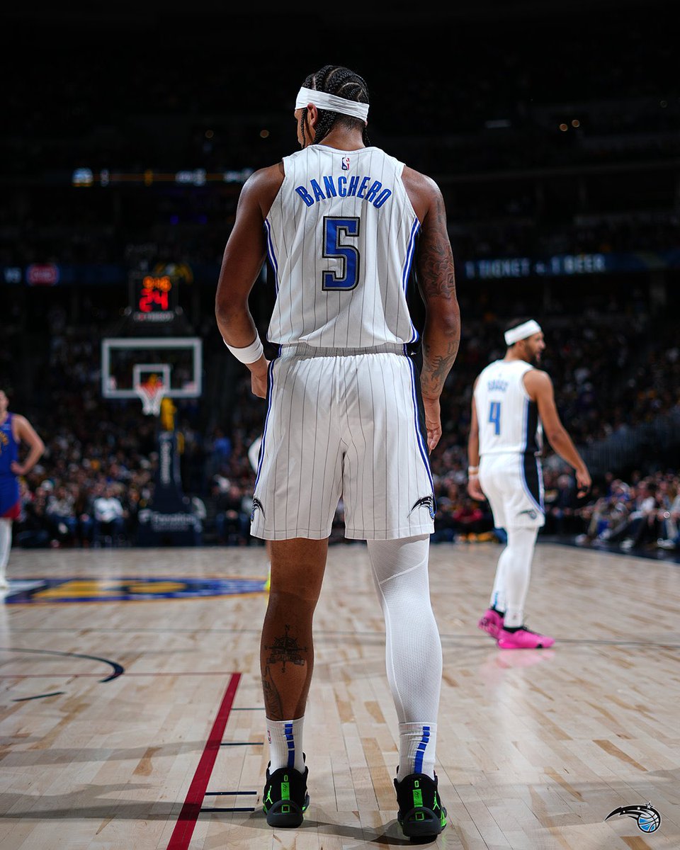 PolymarketHoops's tweet photo. Paolo Banchero this season:

22.6 PPG
6.9 RPG
5.4 APG

Joins LeBron &amp; Luka as the only players in NBA history to average those numbers or better at 21 years old or younger. https://t.co/RwfaRqjCP5
