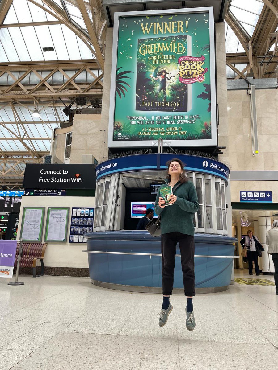 I went to see the #Greenwild billboard at Charing Cross station today and I was so excited that I was literally jumping for joy! Thank you @MacmillanKidsUK, @Waterstones, @elisaupsidedown and to every single reader for making my dreams come true 💚🌿✨