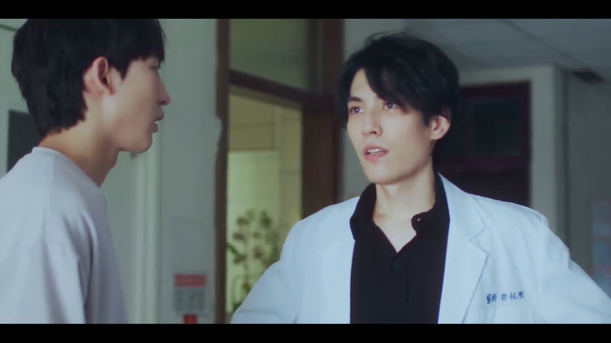 perthsea's tweet photo. o que o carinha de we best love tá fazendo aqui????
#UnknownEP3 #Unknown https://t.co/ANjBdtU0Cv