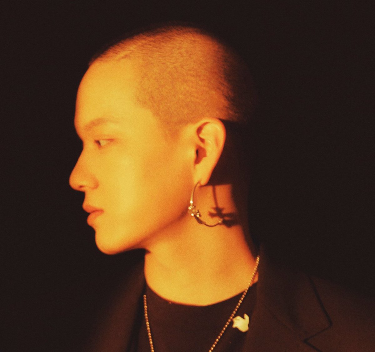 TESTADASEI's tweet image. SHIN PENIEL, esse sim é o primeiro idol que sustentou o conceito careca e sustenta ate hj!
