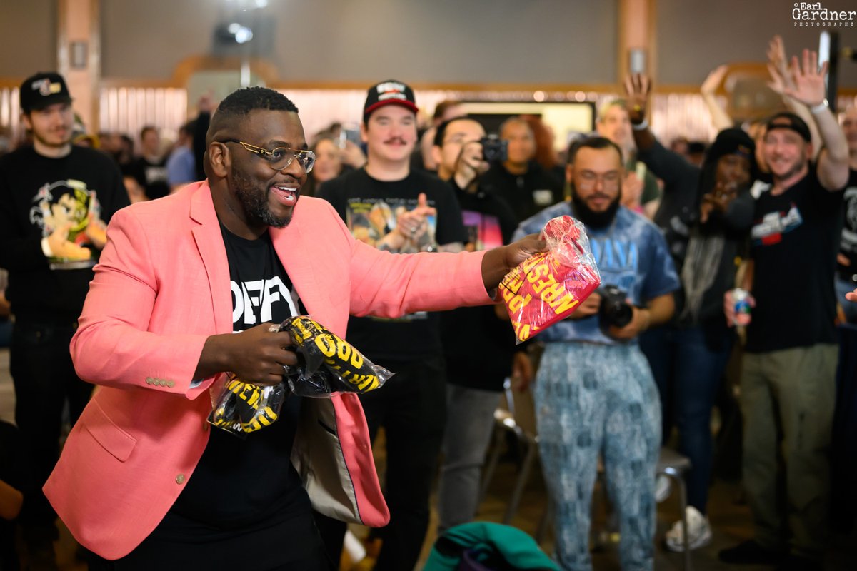 EarlWGardner's tweet photo. From @defyNW #DefyCollective

@MegaRan https://t.co/XAgdojnYg8