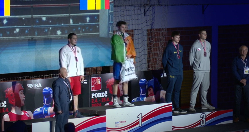 Adam Olaniyan's European Youth Championship 92+kg🥇medal has been bestowed upon him.