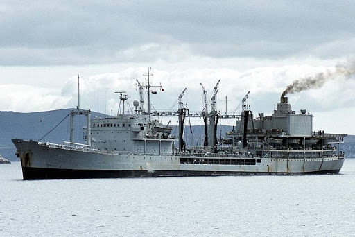 April 14th 1982: #OTD in the #Falklands war, HMS Endurance joins the 'Antrim Group' consisting of HMS Antrim, HMS Plymouth and RFA Tidespring, collectively known as Task Group 317.9 along with Royal Marines and SAS, headed for South Georgia.