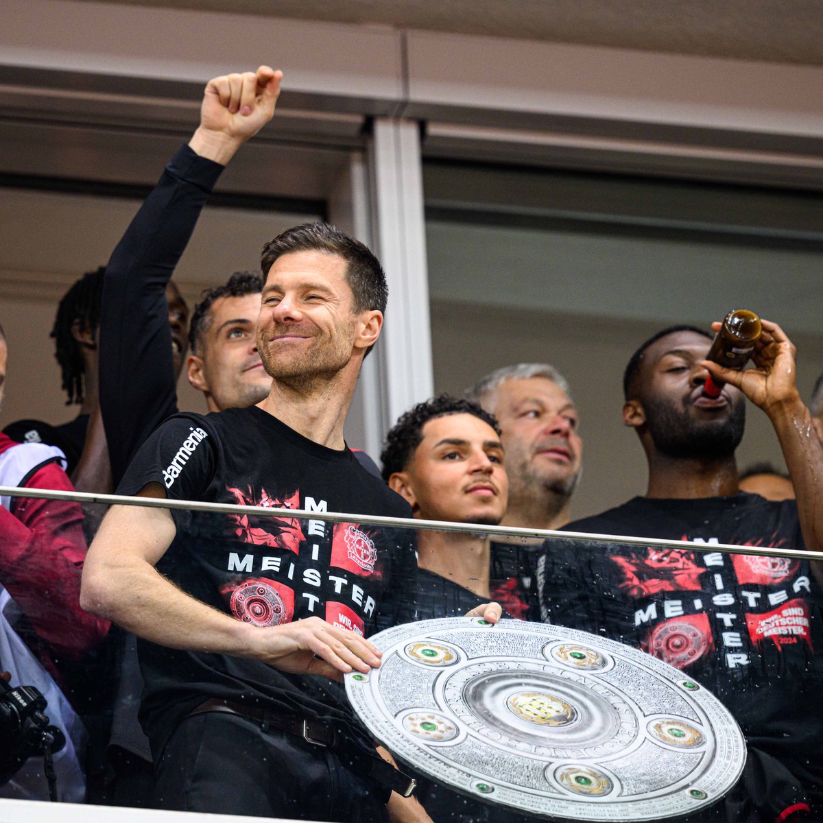 🔴⚫️🏆 First Bundesliga title in 120 years for Bayer Leverkusen. Xabi: “This is a very special moment for the club. Winning the Bundesliga for the first time in 120 years is something very special. The players are top. I am very proud of everyone”.